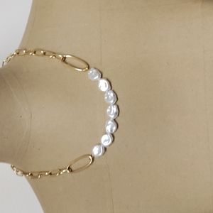 Arkayla Vaughn Collection Falsest Pearl Necklace with Earrings